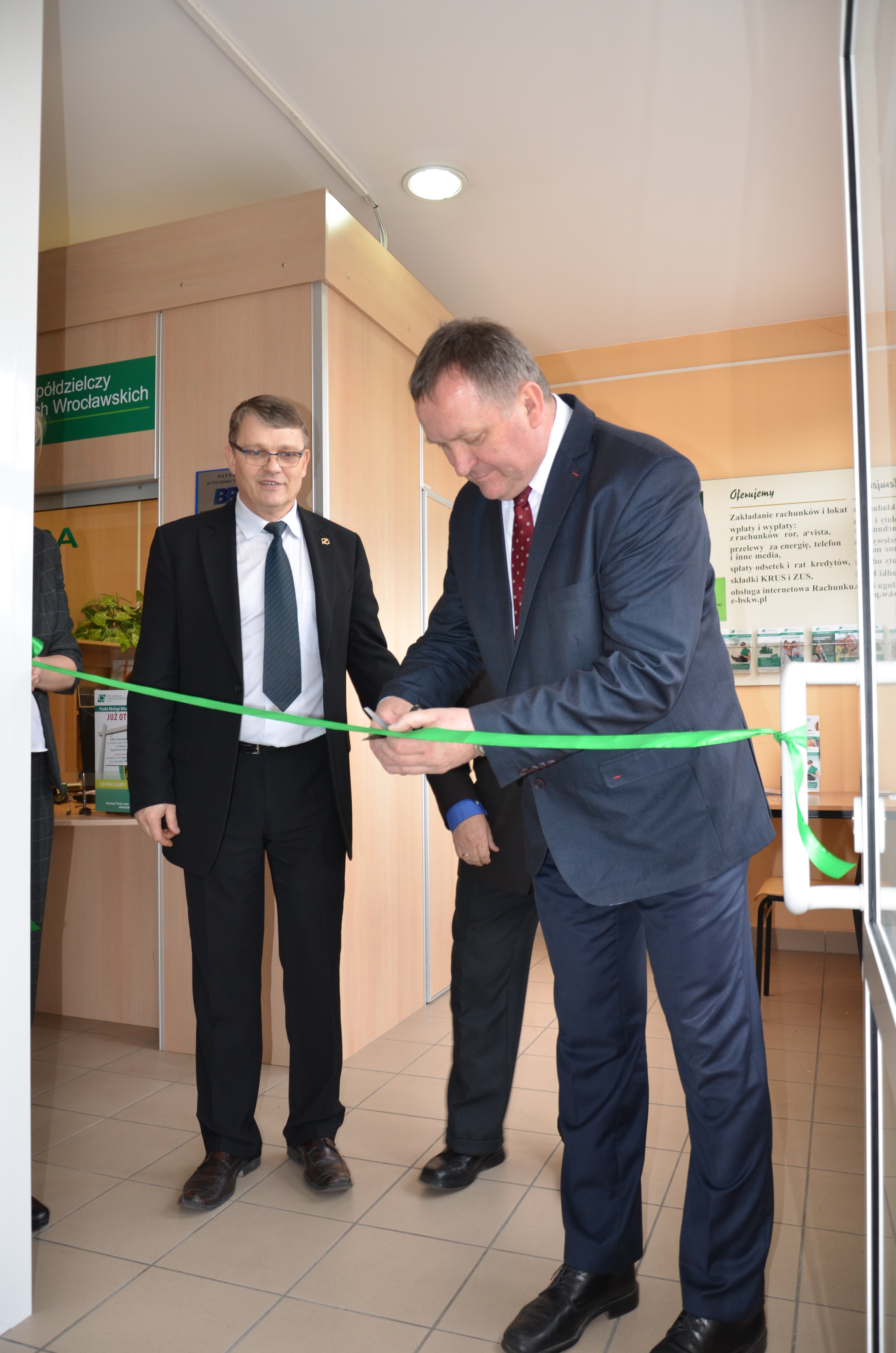 uroczyste otwarcie placówki banku w Gniechowicach