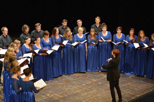 zdjęcie przedstawia członków chóru ars cantandi
